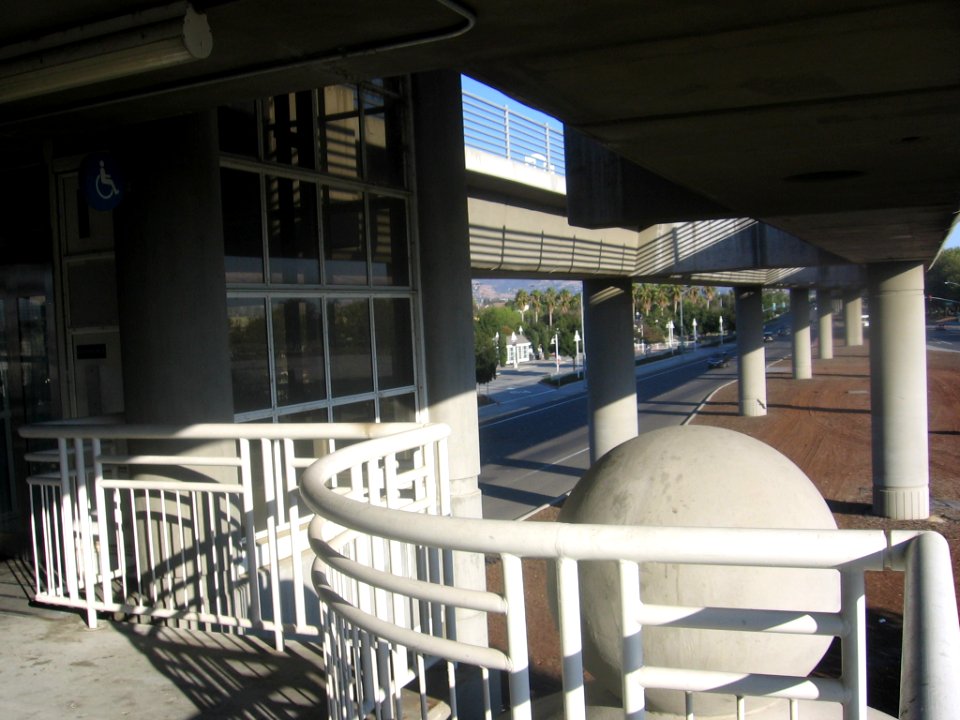 Great Mall-Main VTA 1982 09