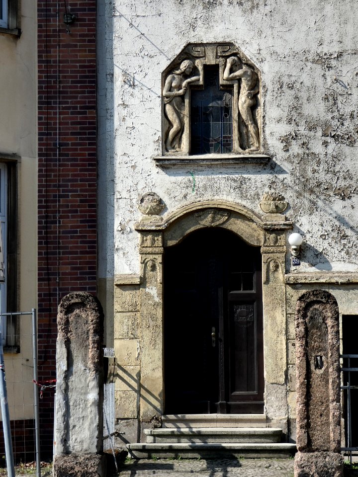 HAL-Burgstr39Portal