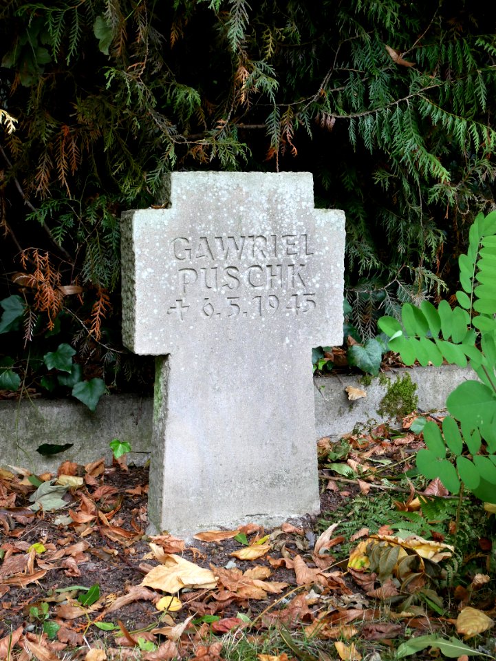 Gravestone Gawriel Puschk