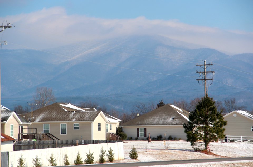 Grassy Mountain (Georgia) viewed from Eton Elementary, Jan 2018 1