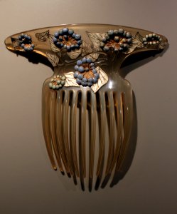 Haircomb Ivy René Lalique Berlin 24112018