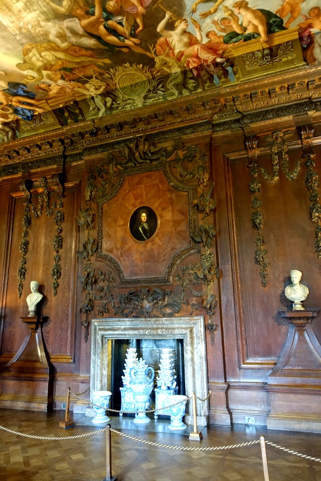 Great Chamber, Chatsworth House - Derbyshire, England - DSC03155