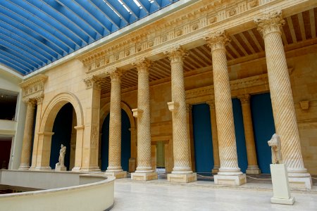 Great Colonnade at Apamea, Syria, reconstruction - Cinquantenaire Museum - Brussels, Belgium - DSC09011