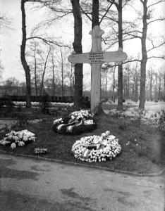 Grebbeberg. Kruisherdenking 1940, Bestanddeelnr 902-1465