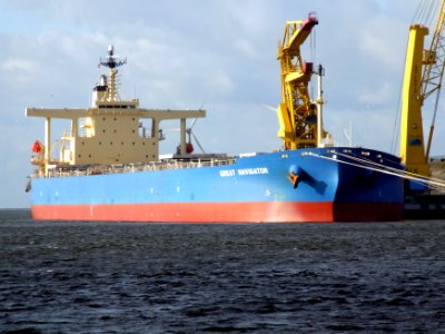 Great Navigator - IMO 9301079 - Callsign VRBW8 - p3 at Port of Amsterdam, Holland 09-Dec-2006
