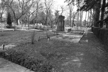 Graven, begraafplaatsen, Bestanddeelnr 933-6087