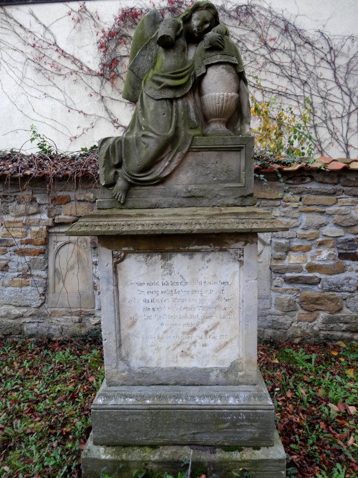 Gravestone Schloßvippach 2