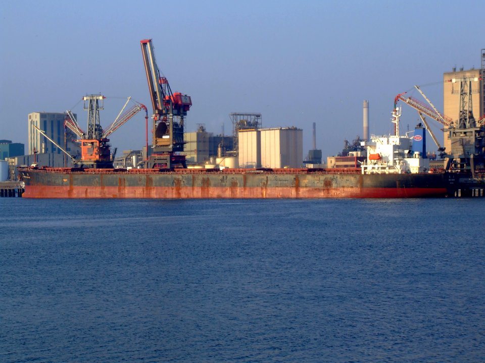 Great Wisdom IMO 9213545 p1, Port of Rotterdam, Holland 29-Apr-2007