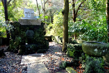 Grave - Jufukuji - Kamakura, Kanagawa, Japan - DSC07992