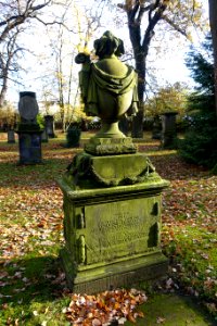 Grave - Dom- und Magnifriedhof - Braunschweig, Germany - DSC04259