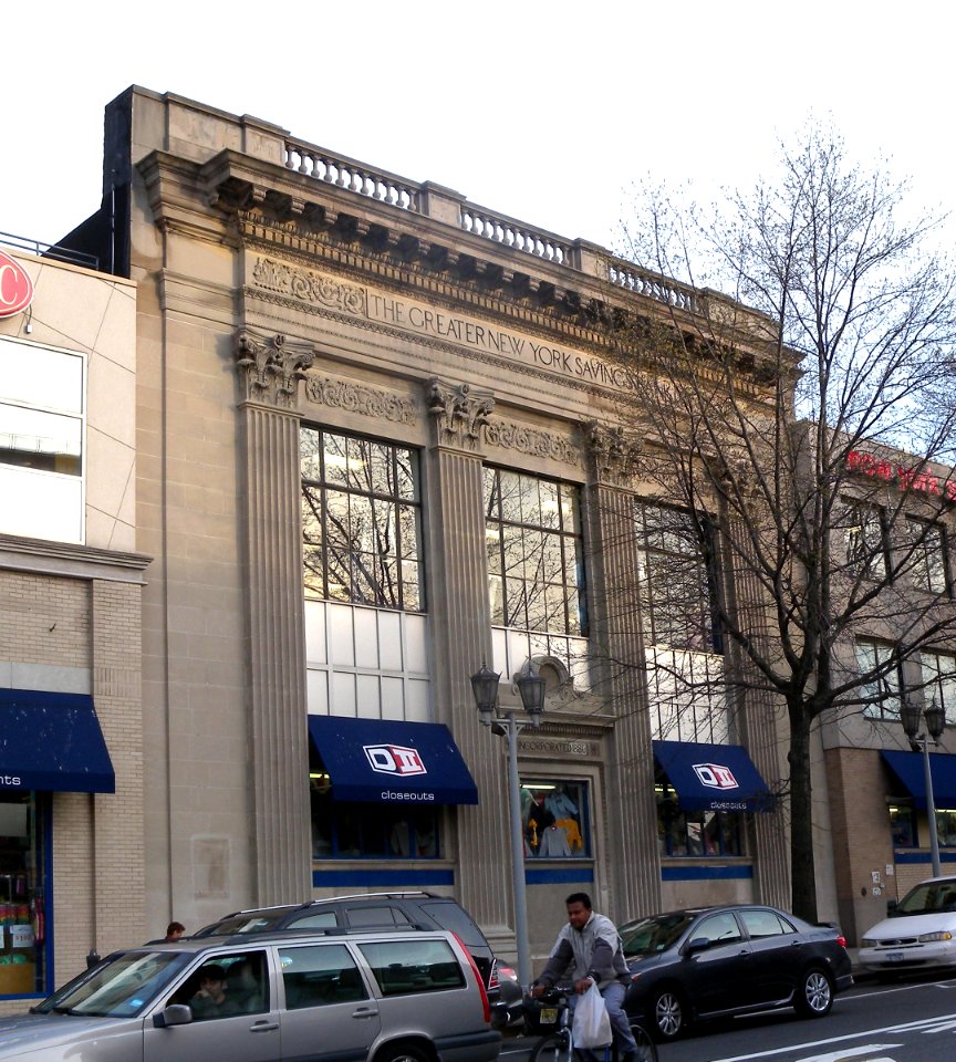 Greater NY Savings Bank 5 Av 9 Bk jeh