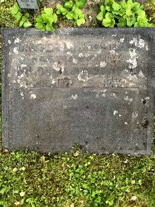 Grav Norra Begravningsplatsen 20 25 18 213000