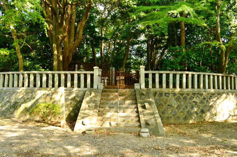 Grave of Ono-no-Imoko-1