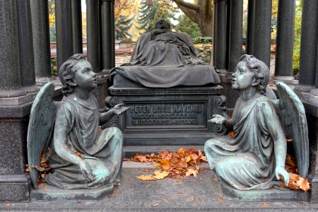 Grave of Pierre Louis Ravene - Franzosischer Friedhof, Berlin - DSC00250