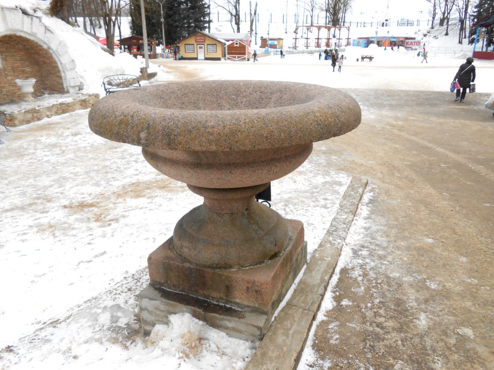 Granite vases of Mikeshin - 06
