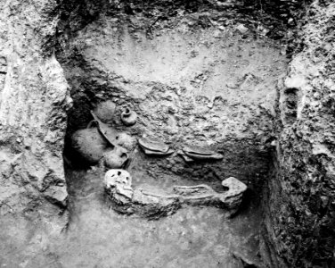 Grav 602, interiör med fynd in situ. Lapithos - SMVK - C00981