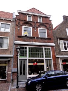Grave Rijksmonument 17217 Brugstraat 2A,B en 4