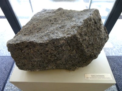 Granite - Mineralogisches Museum der Universität Würzburg - DSC02883