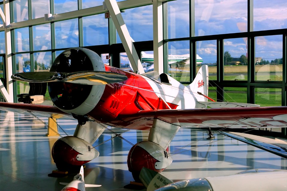 Granville Gee Bee Model E Sportster 1995 replica - Evergreen Aviation & Space Museum