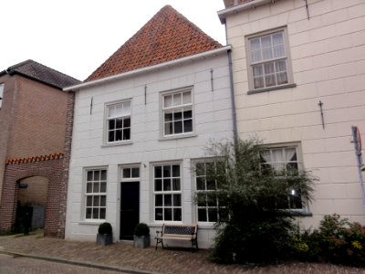 Grave Rijksmonument 17241 Boreel de Mauregnaultstraat 26