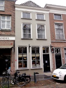 Grave Rijksmonument 17300 Rogstraat 21