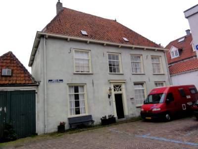 Grave Rijksmonument 17212 Boreel de Mauregnaultstraat 1