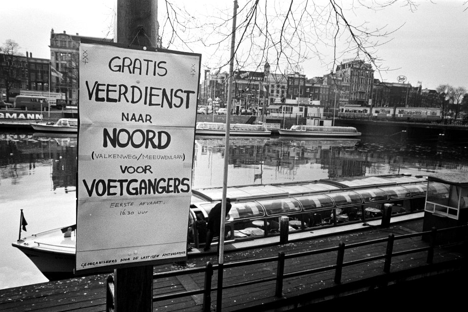 Gratis veerdienst naar Amsterdam-Noord georganiseerd door De lastige Amsterdamm, Bestanddeelnr 923-0935