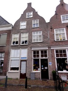 Grave Rijksmonument 17297 Rogstraat 13-15
