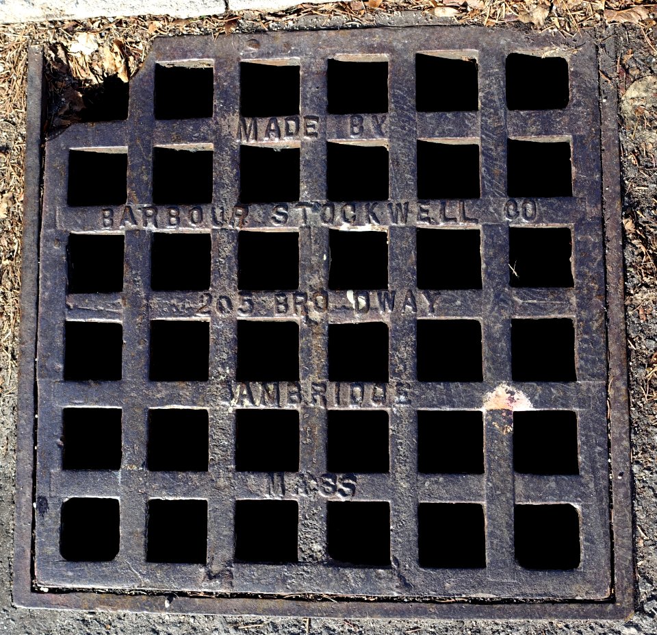 Grate, made by Barbour Stockwell Co, 205 Broadway, Cambridge Mass - Arlington, MA - DSC03722