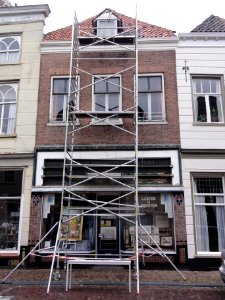Grave Rijksmonument 17314 Rogstraat 12