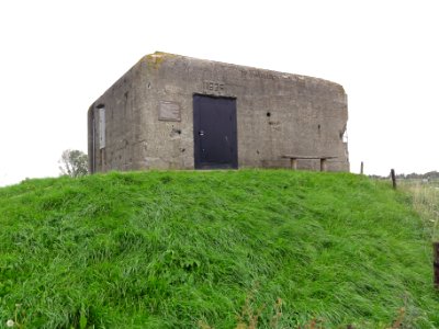 Grave Rijksmonument 420216 brugkazemat noord