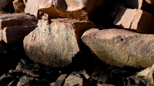 Granite blocks in Govik