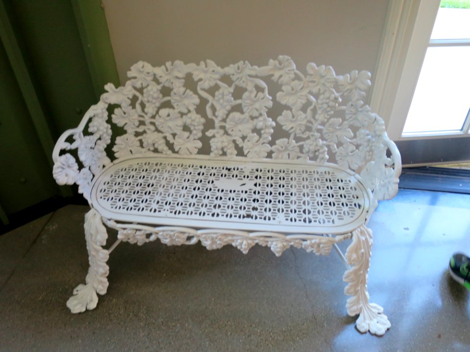 Grapevine Settee, cast iron, Kramer Brothers Foundry