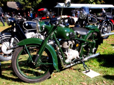 Green BMW motorcycle pic0