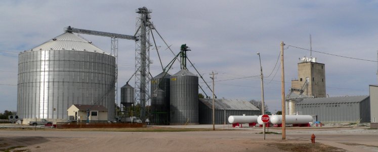 Gresham, Nebraska elevators