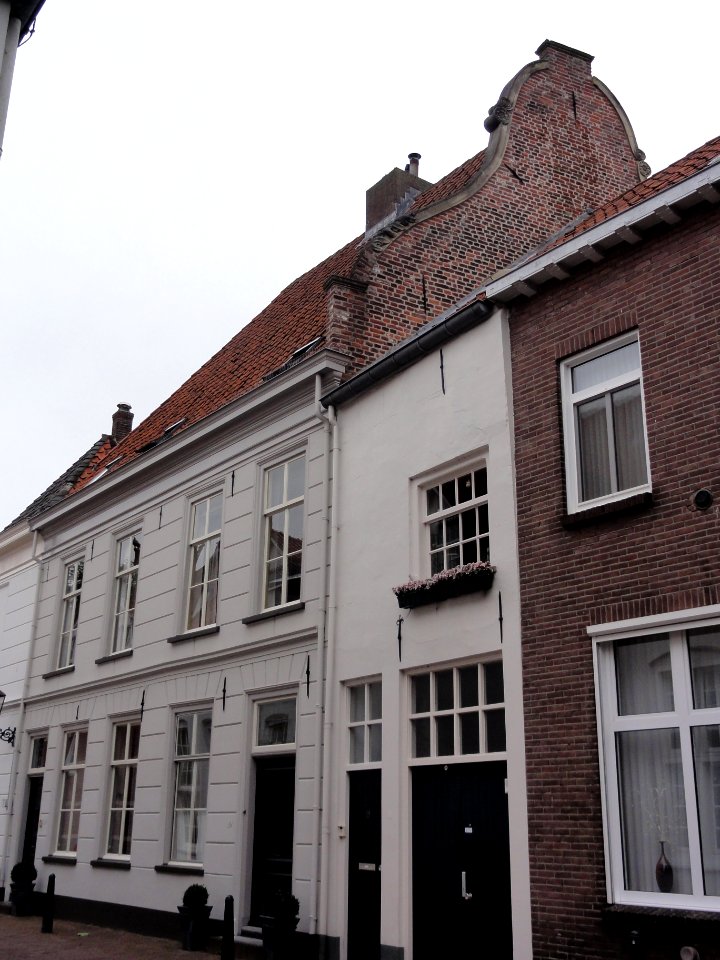 Grave Rijksmonument 17254 St.Jorisstraat 21