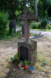 Griesheim, Friedhof, Grab B 320 Pier