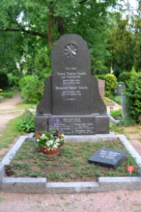 Griesheim, Friedhof, Grab C 140-141 Stark
