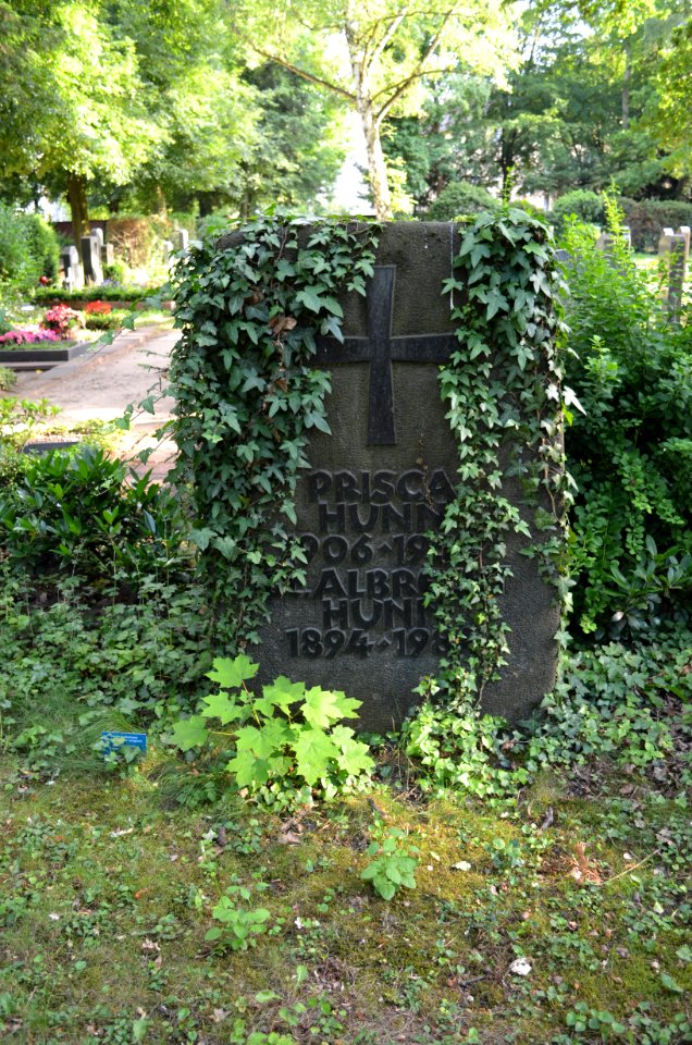 Griesheim, Friedhof, Grab G 2 Hunn