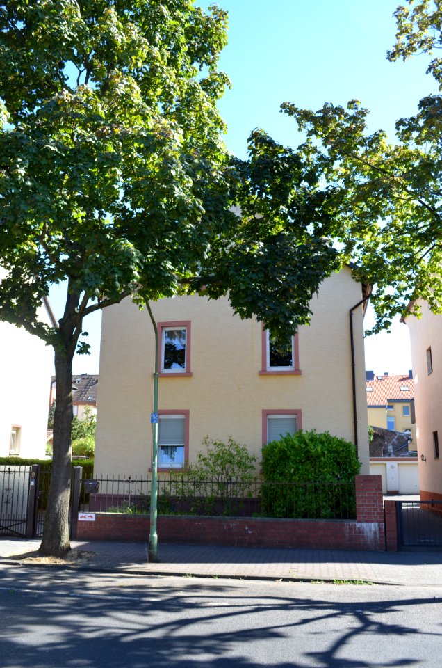 Griesheim, Autogenstraße 9