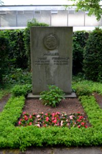 Griesheim, Friedhof, Grab B 144 Müller (1)