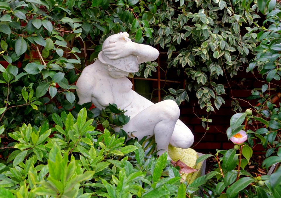 Greenhouse goddess - Flora park - Cologne, Germany - DSC00528