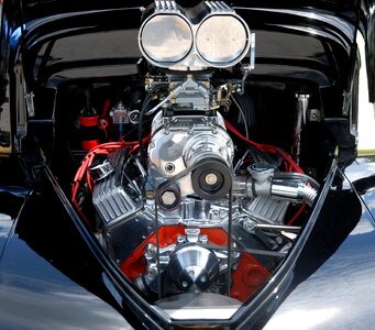 Chrome engine car photo