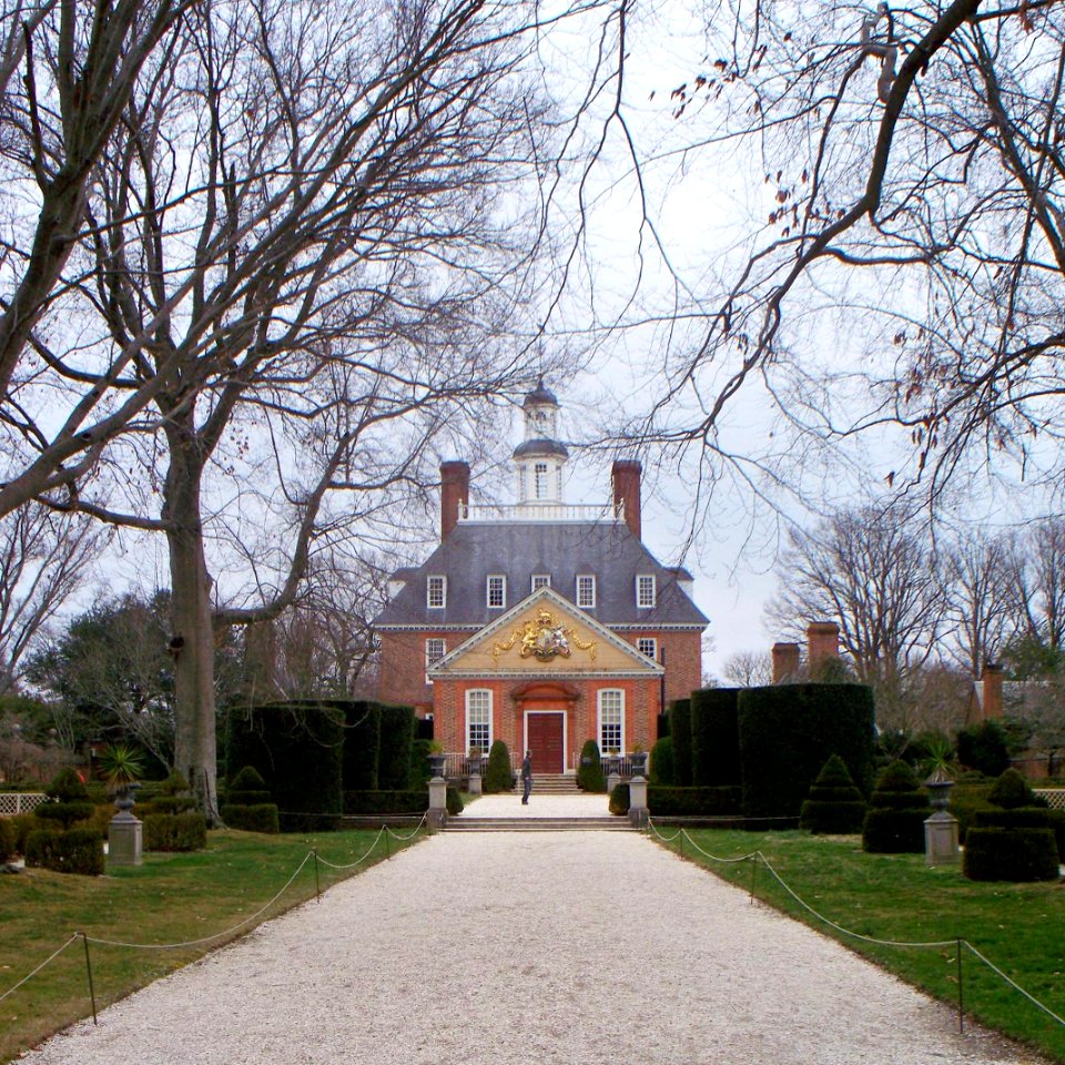 Governor’s Palace, rear 2014-03-23, 05