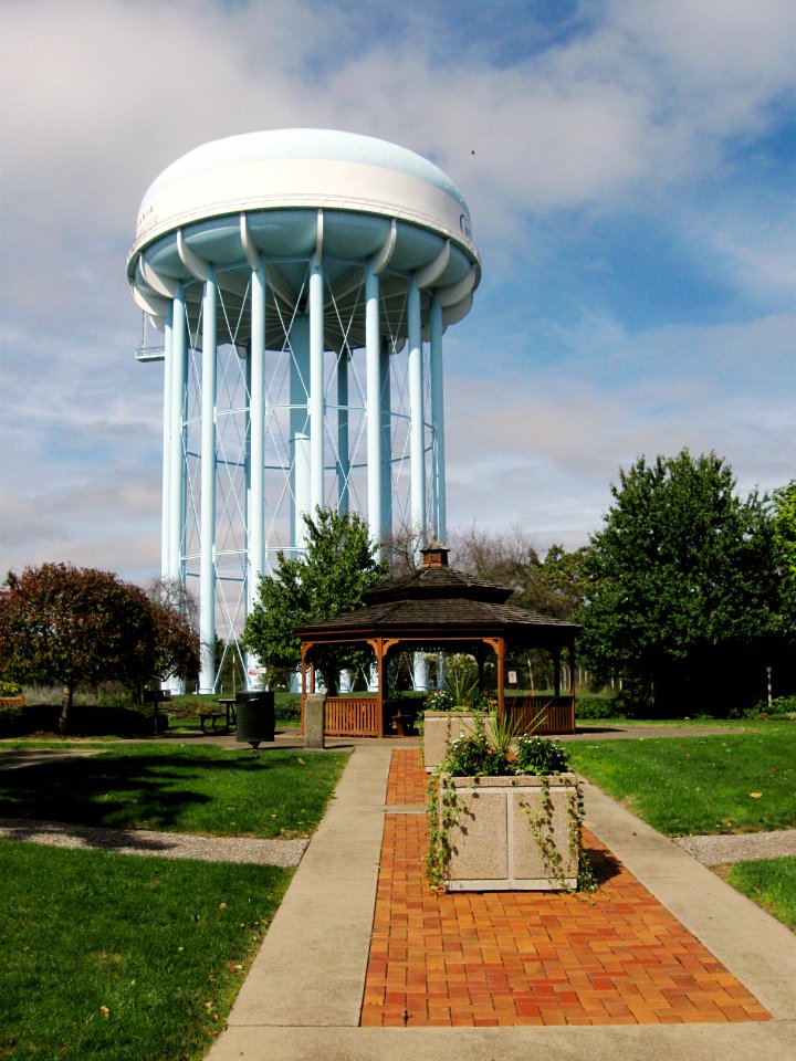 Green Tree Water Tower, 2015-10-04, 02