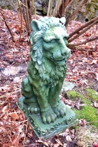 Green lion - Arlington, MA