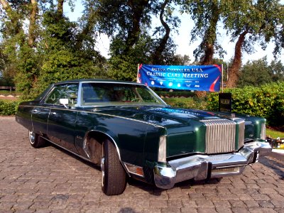 Green Chrysler New Yorker photo-3