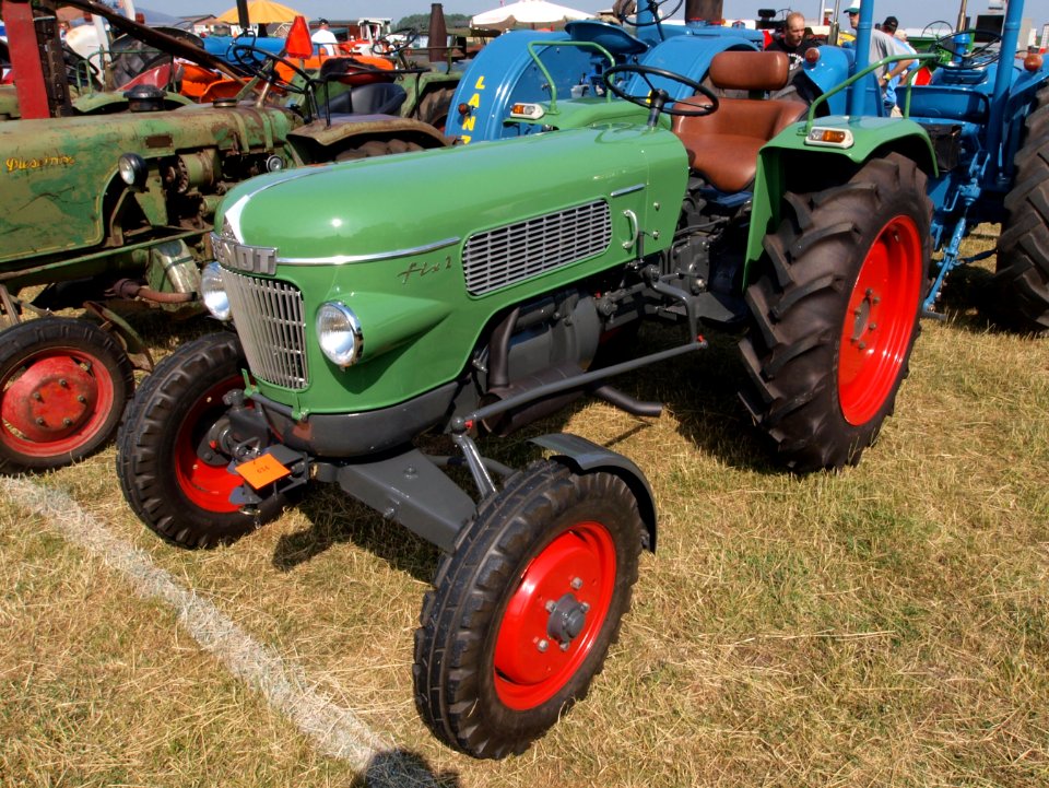 Green Fendt Fix 2 pic3