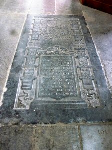 Grafstenen St Stevenskerk (024) fam. Van Welderen