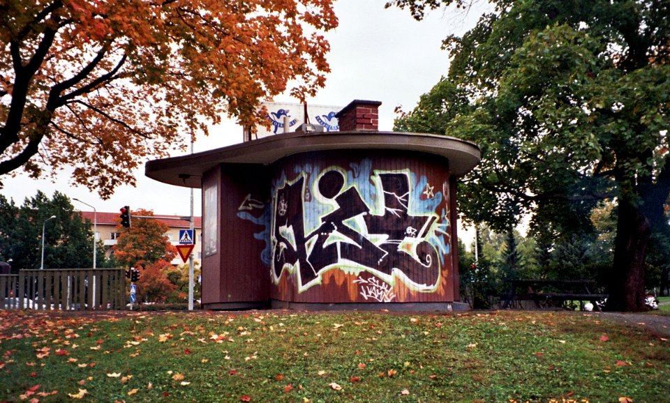 Graffited ice cream stand in Tampere Sep2007